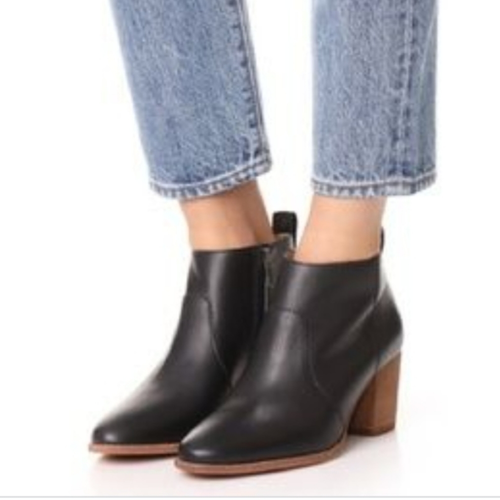 Madewell Brenner ankle boot black leather stacked heel side zipper Size 8.5